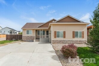 Building Photo - 10689 Darneal Dr