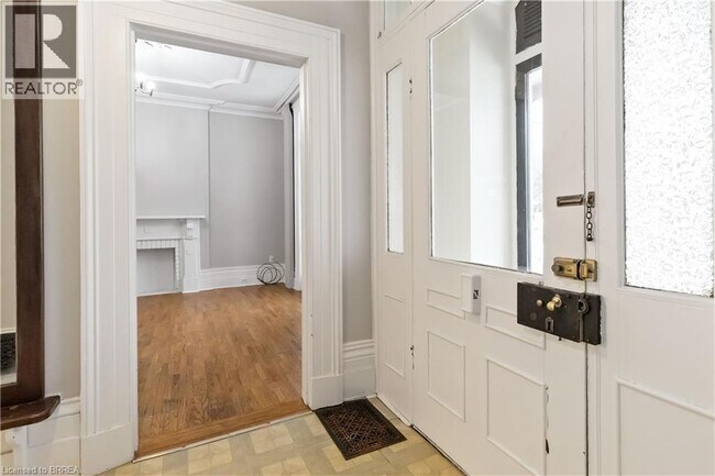 Building Photo - 56 Mt Pleasant St