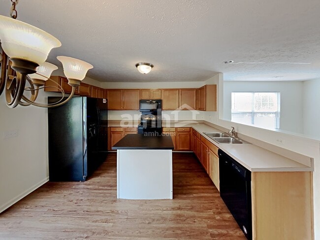 Building Photo - 130 Trail Ridge Way