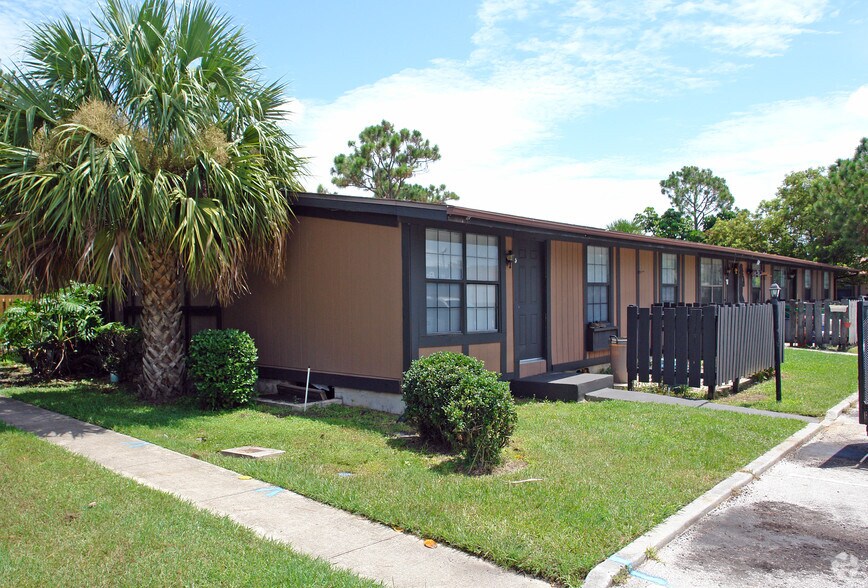 Huntington Green Apartments Rentals Melbourne, FL