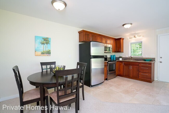Building Photo - 2 br, 1 bath House - 1342 A. Aalapapa Drive