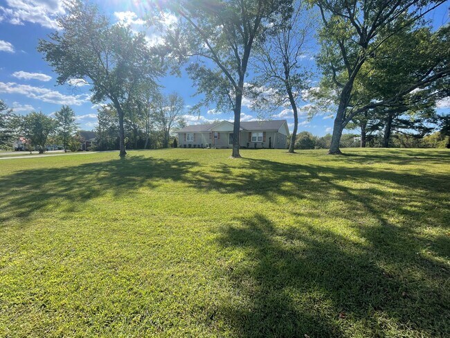 Foto del edificio - 290 Mann Rd