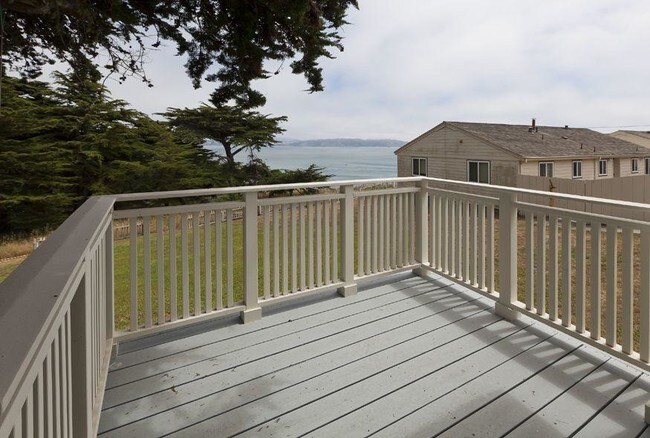 Building Photo - 3 bedroom in Sausalito CA 94965