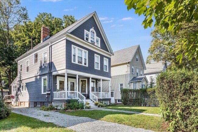 Building Photo - 158 Ashland Ave