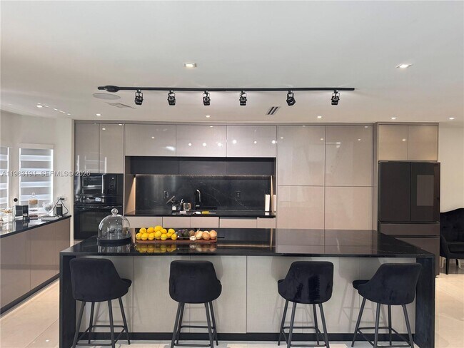 Foto del edificio - 4943 SW 33rd Way