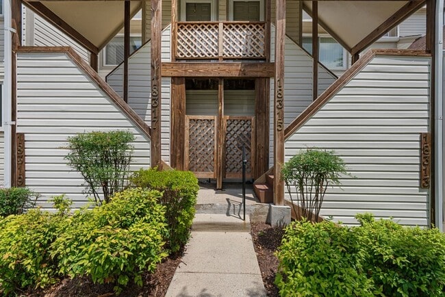 Building Photo - 18315 Leman Lake Dr