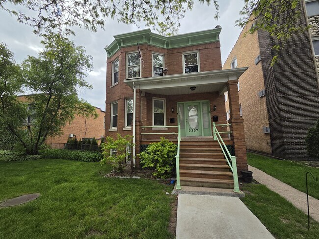 Building Photo - 5207 Galitz St