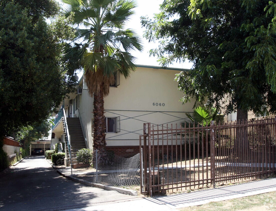 Primary Photo - 6060 La Prada St