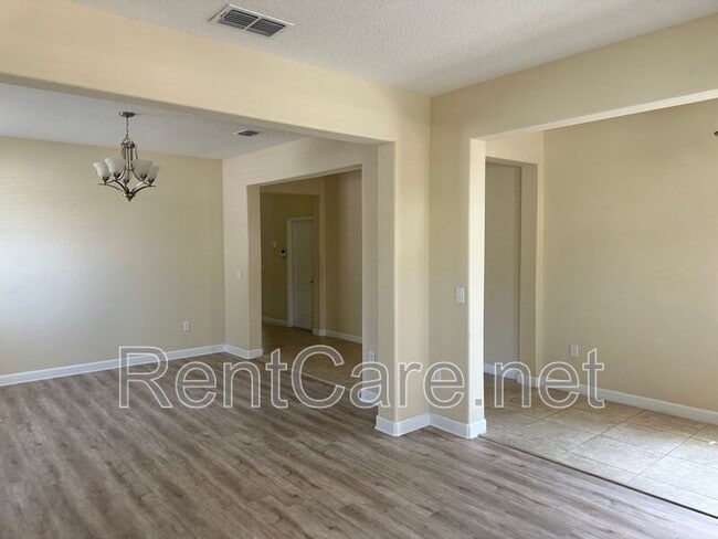 Foto del edificio - 15153 Driftwood Bend St