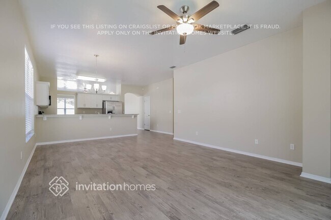 Building Photo - 848 Cherry Valley Way