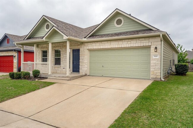 Building Photo - 806 Bedford Ct
