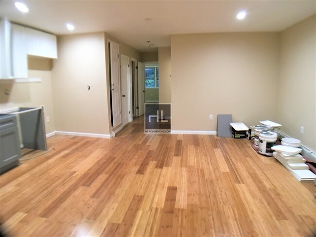 Foto del edificio - 707 E 79th St