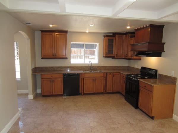 Building Photo - 3727 Orchid Dr