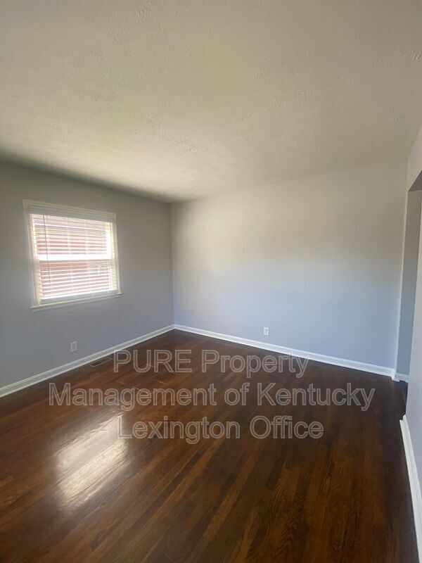 Foto del edificio - 2268 Winterberry Dr