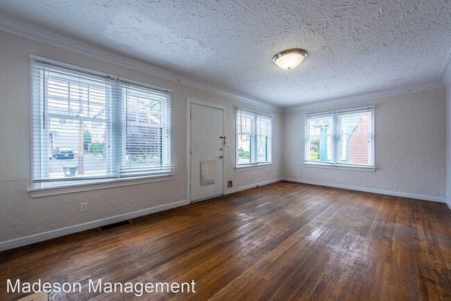 Building Photo - 2 br, 1 bath House - 153 18th Ave