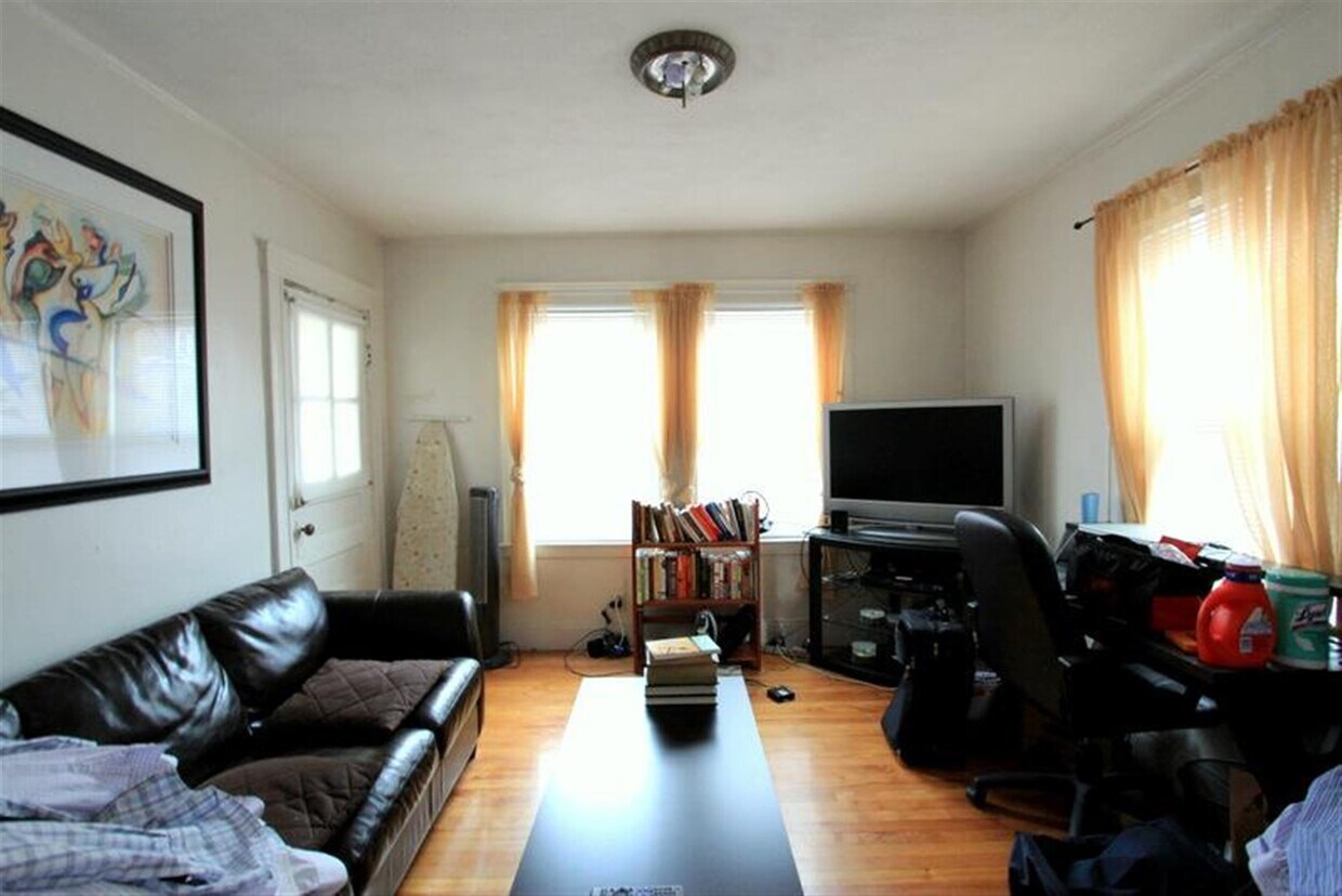 278 Highland Ave Unit 2, Somerville, MA 02143 Apartments at 278