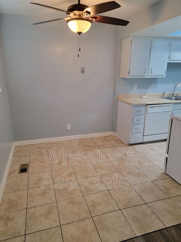 17 S 1450 W Unit 3, Clearfield, UT 84015 Condo for Rent in Clearfield