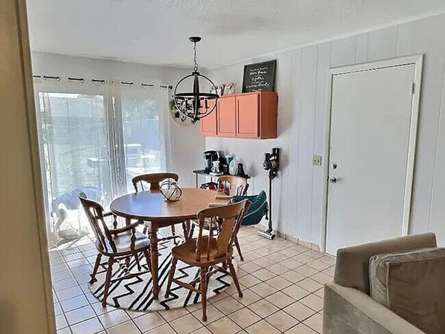 Foto del edificio - Available November 1st! 3 Bed/1.5 Bath Hou...