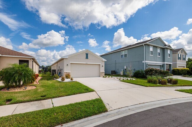 Photo - Newly developed Lakefront 3B/2B home in Ea...