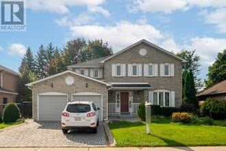 Building Photo - 5 Bayswater Ave