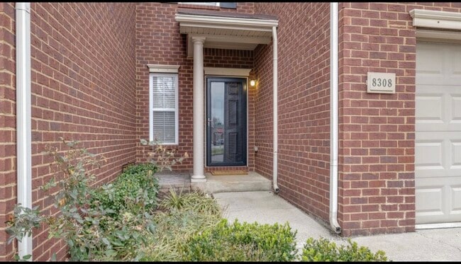 Building Photo - 8308 Oak Knoll Dr