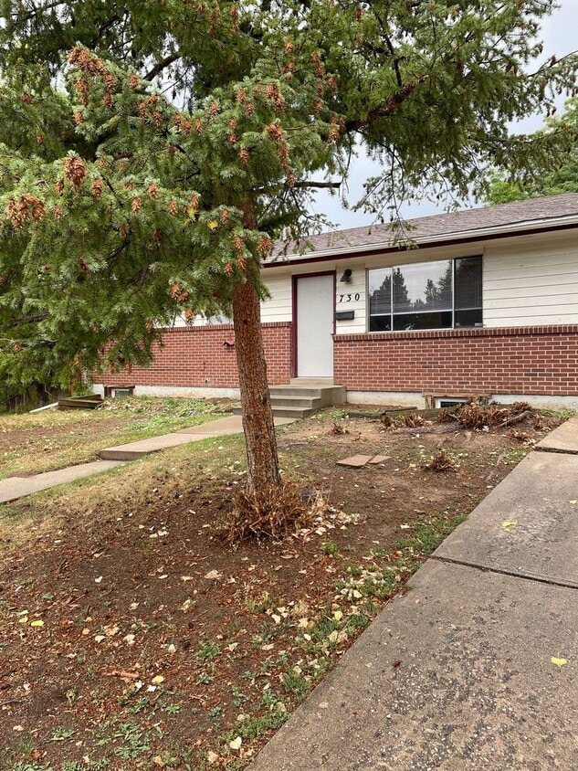 Primary Photo - 730 32nd St