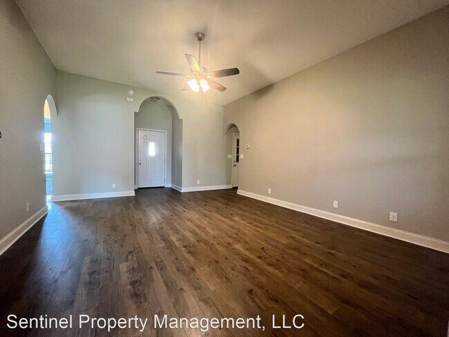 Building Photo - 3 br, 2 bath House - 511 Grand Ave