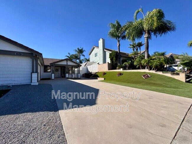 Foto del edificio - 33569 Canyon Ranch Rd