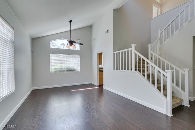 Foto del edificio - 1425 Goldenspur Ln