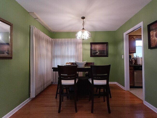 Foto del edificio - 226 Fernwood Ln