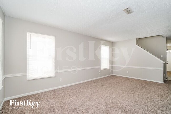 Foto del edificio - 3998 Eminence Ln