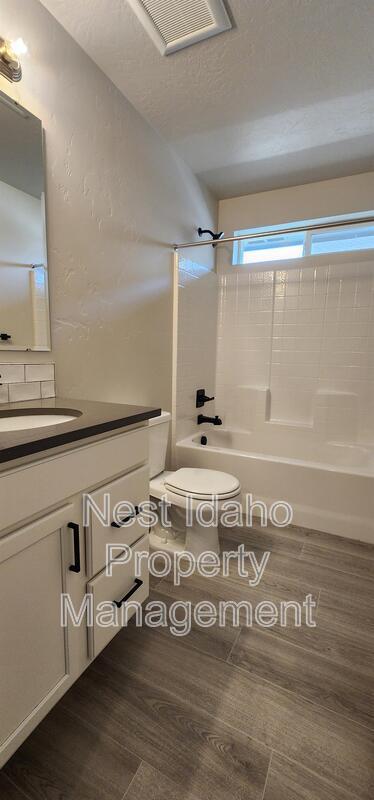 Foto del edificio - 12339 Shadow River St