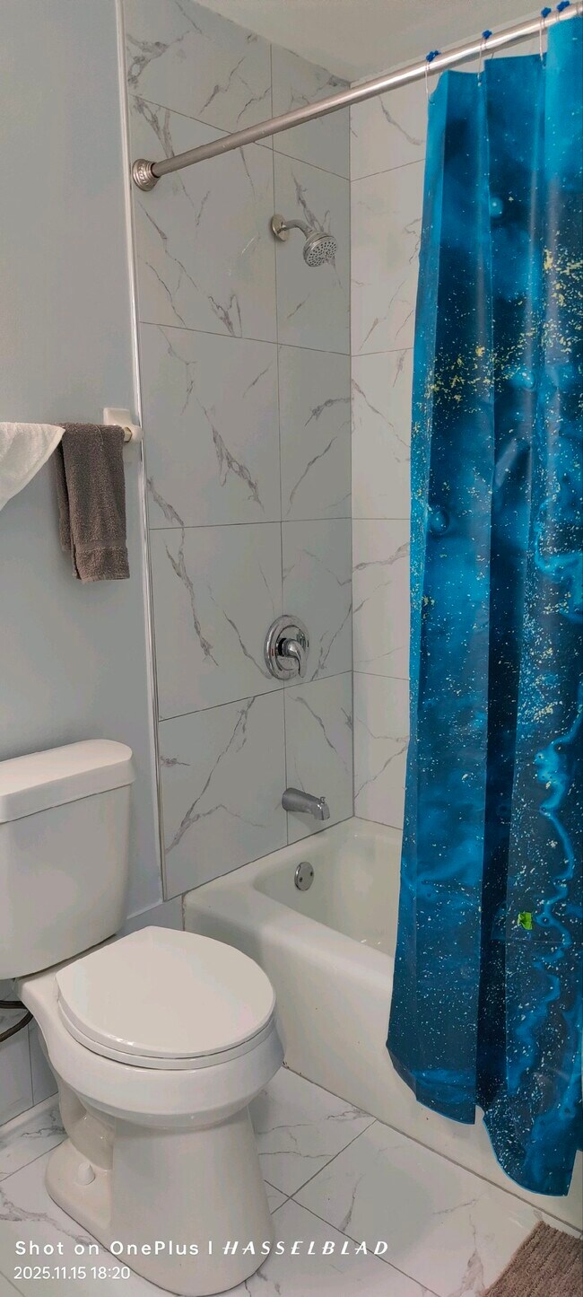 Foto del edificio - 1095 Green Meadows Dr