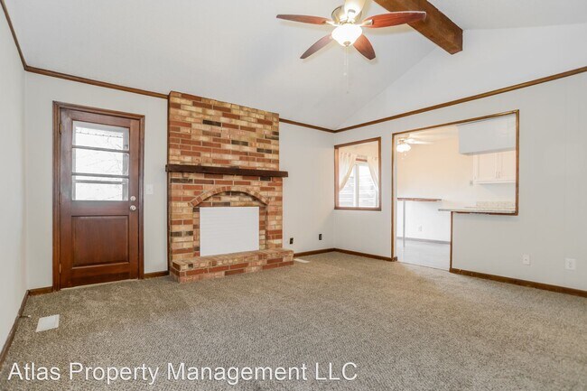 Building Photo - 4 br, 2.5 bath House - 16320 W 126th St