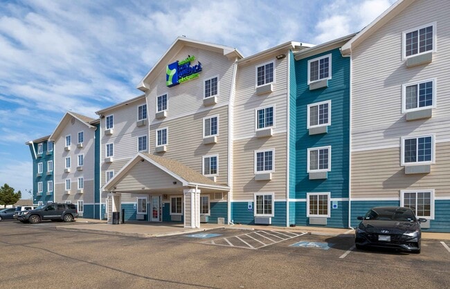 Building Photo - Furnished Studio-Lubbock - South