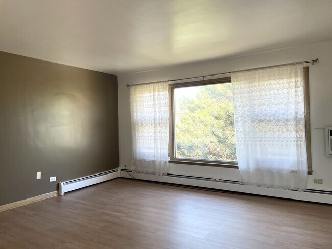 Foto del edificio - 8046 S Pulaski Rd