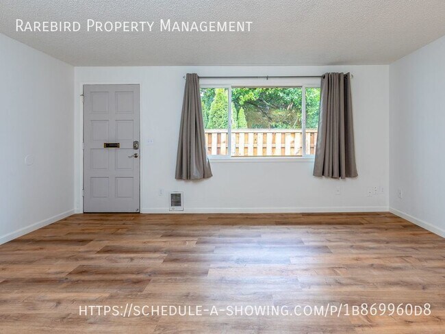 Building Photo - 2 bedroom, 1 bath unit available in North ...