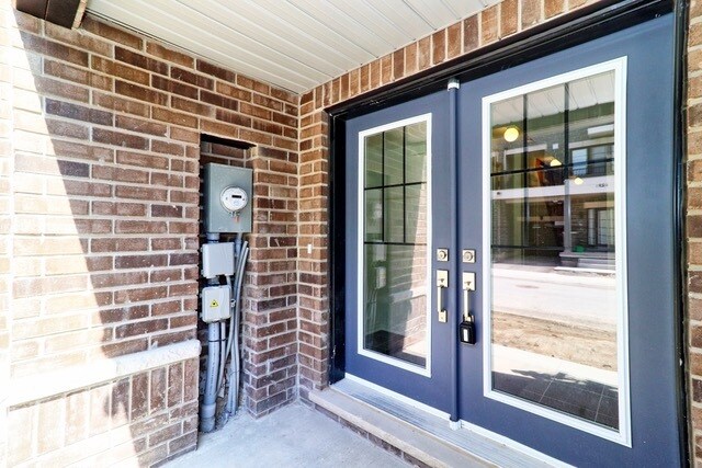 Building Photo - Spectacular 3-Bedroom Townhouse for Rent i...