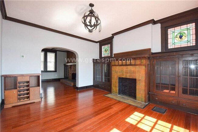 Foto del edificio - Mt Lebanon 3-bedroom house for rent
