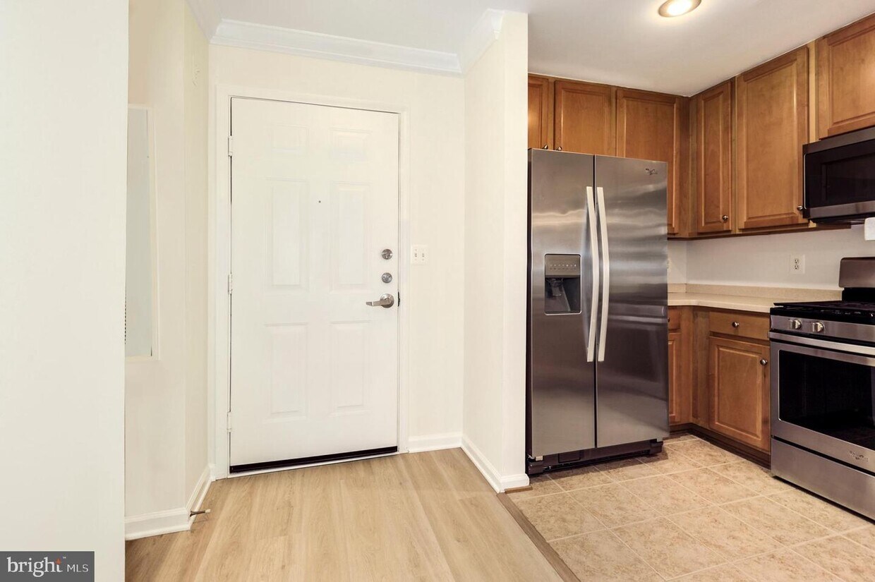 12001 Market St Unit T29, Reston, VA 20190 Apartment for Rent in
