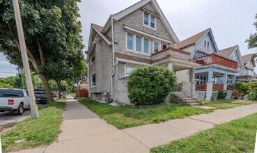Building Photo - 3107 S 12th St