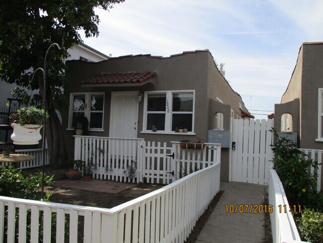 Building Photo - 1806 9th St