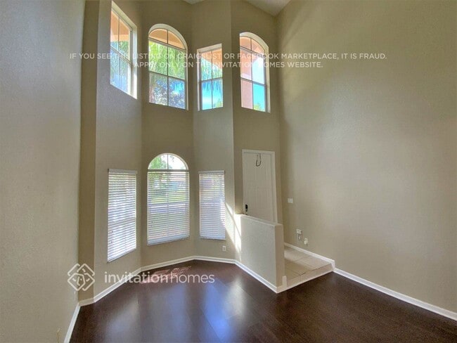 Foto del edificio - 1145 E Magnolia Cir