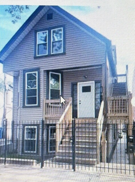 Foto del edificio - 2115 W Barry Ave