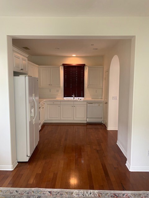 Building Photo - 117 Canyoncrest
