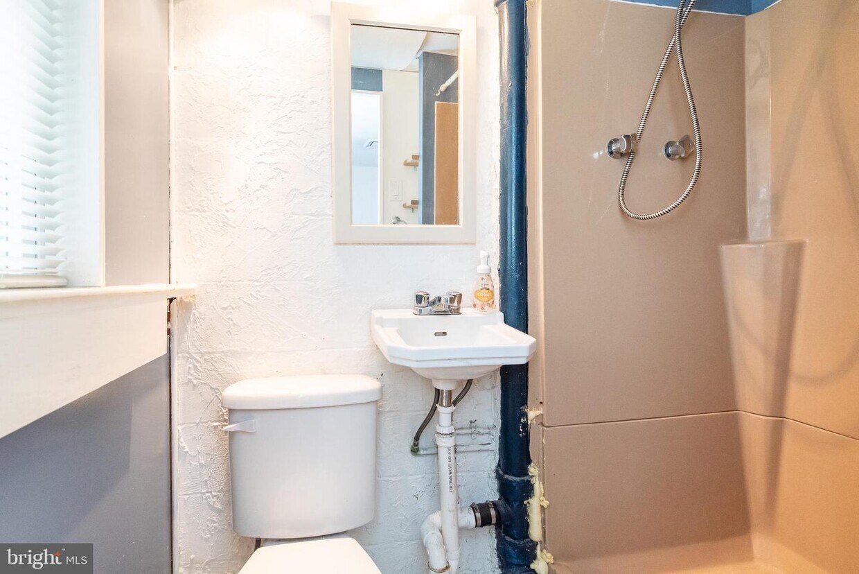 Foto principal - 1155 Linden Ave