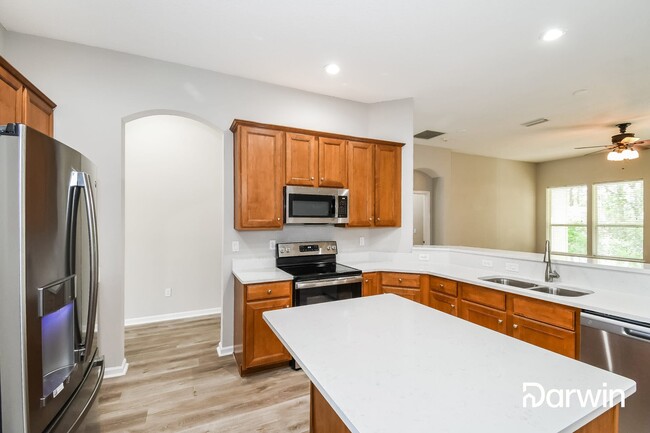 Building Photo - 6996 Rapid River Dr W, Jacksonville, FL 32219