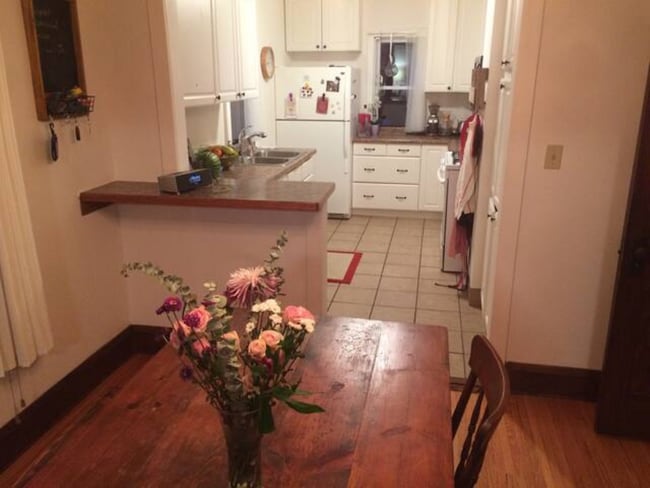 Dining room and kitchen - 1718 Buchanan St NE