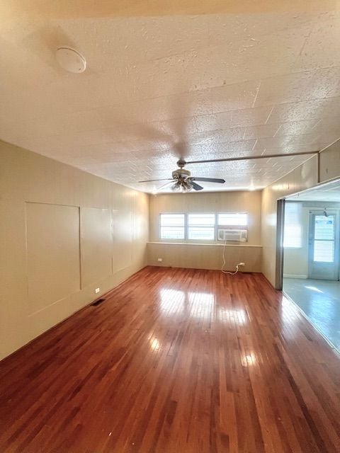 Building Photo - 137 Lantern Pl