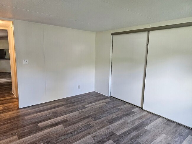Foto del edificio - Charming 2 Bed, 2 Bath Mobile Home in a Qu...